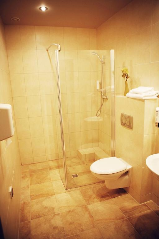 Hotel Zorza Namysłów الغرفة الصورة