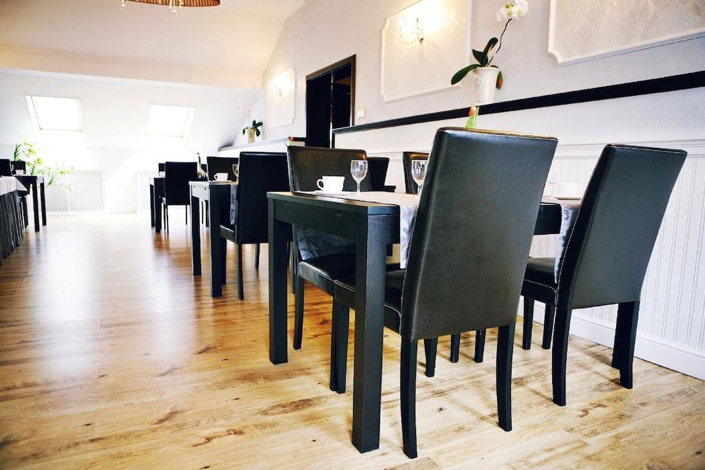 Hotel Zorza Namysłów المظهر الخارجي الصورة