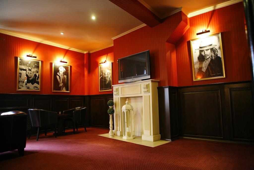 Hotel Zorza Namysłów المظهر الخارجي الصورة