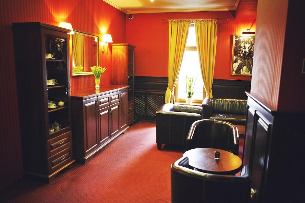 Hotel Zorza Namysłów المظهر الخارجي الصورة