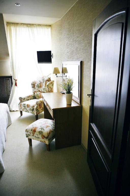 Hotel Zorza Namysłów الغرفة الصورة